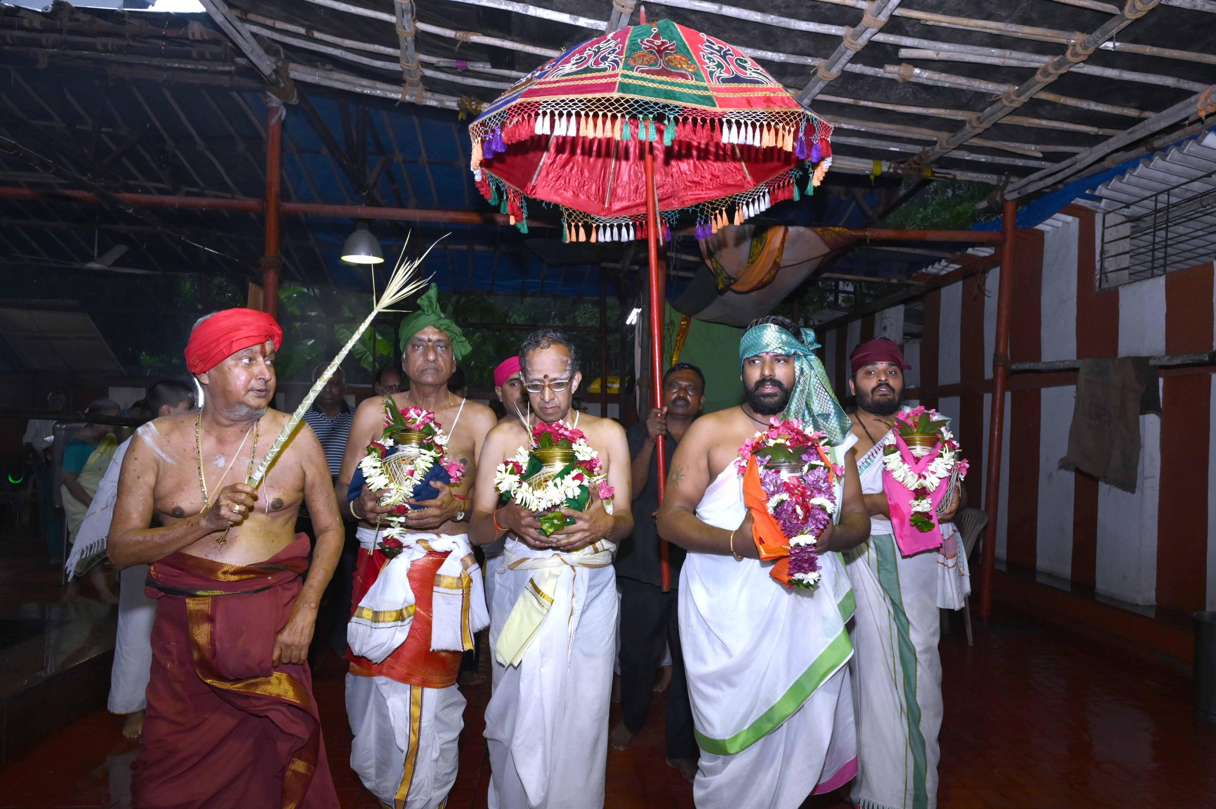 Sri Ramchandra with Sita Devi, Lakshmana and Hanuman in divine splendor